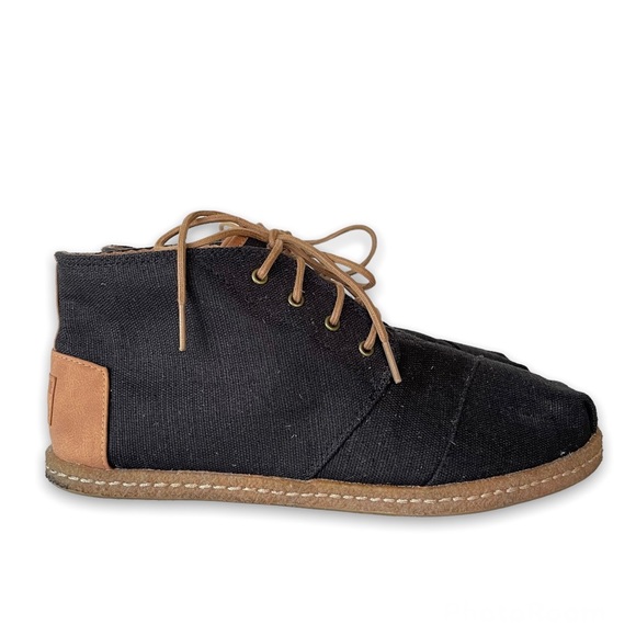 TOMS Canvas and Leather Ankle Boot - Picture 1 of 10